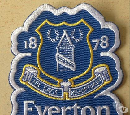 Matériel de sport Carnon Hérault - Photos Vivastreet écusson brodé everton football club premier league 8,5x8 cm