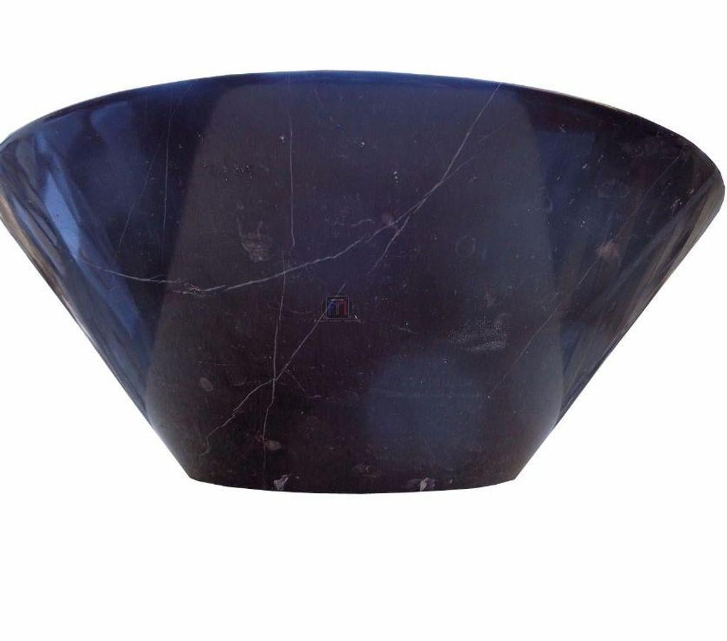  Bouches-du-Rhône Lancon Provence - 13680 - Photos Vivastreet Marbre Noir Vasque Model Conique Polie 250€ HT pièce