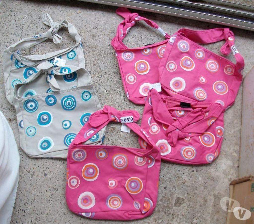 Accessoires - Bagagerie Bas-Rhin Bouxwiller - 67330 - Photos Vivastreet SACS Bandoulière de 0,30 € à 7 €