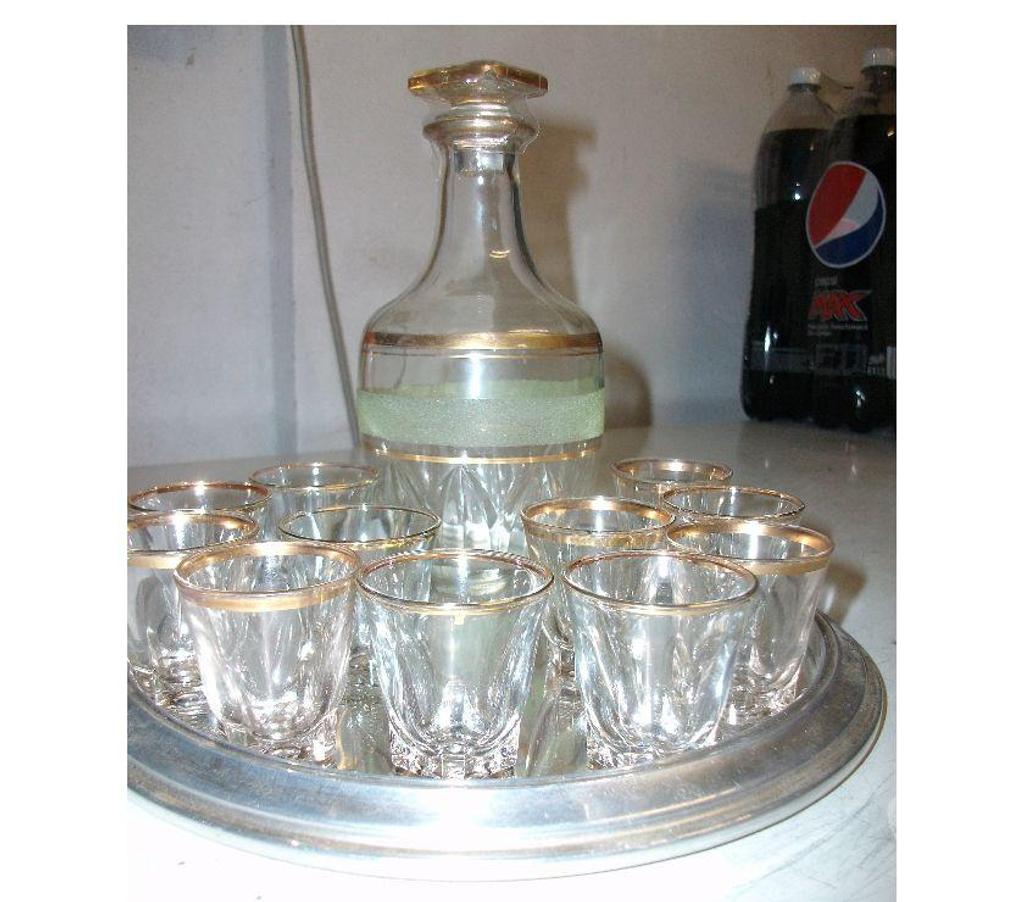 Ameublement & art de la table Bas-Rhin Bouxwiller - 67330 - Photos Vivastreet Verres et Services à Schnapps (Eau de Vie)