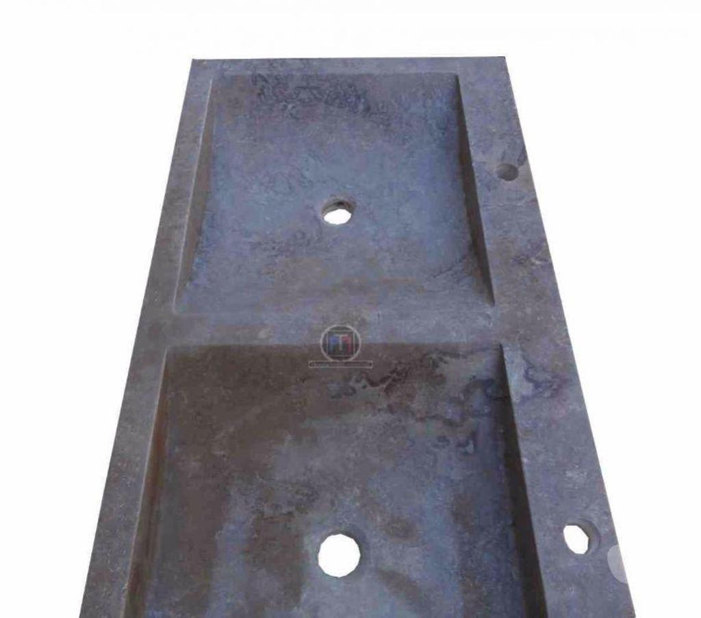  Bouches-du-Rhône Lancon Provence - 13680 - Photos Vivastreet Travertin Marron Évier 2 Bac 100 x 50 x 10 cm 650€ HT 