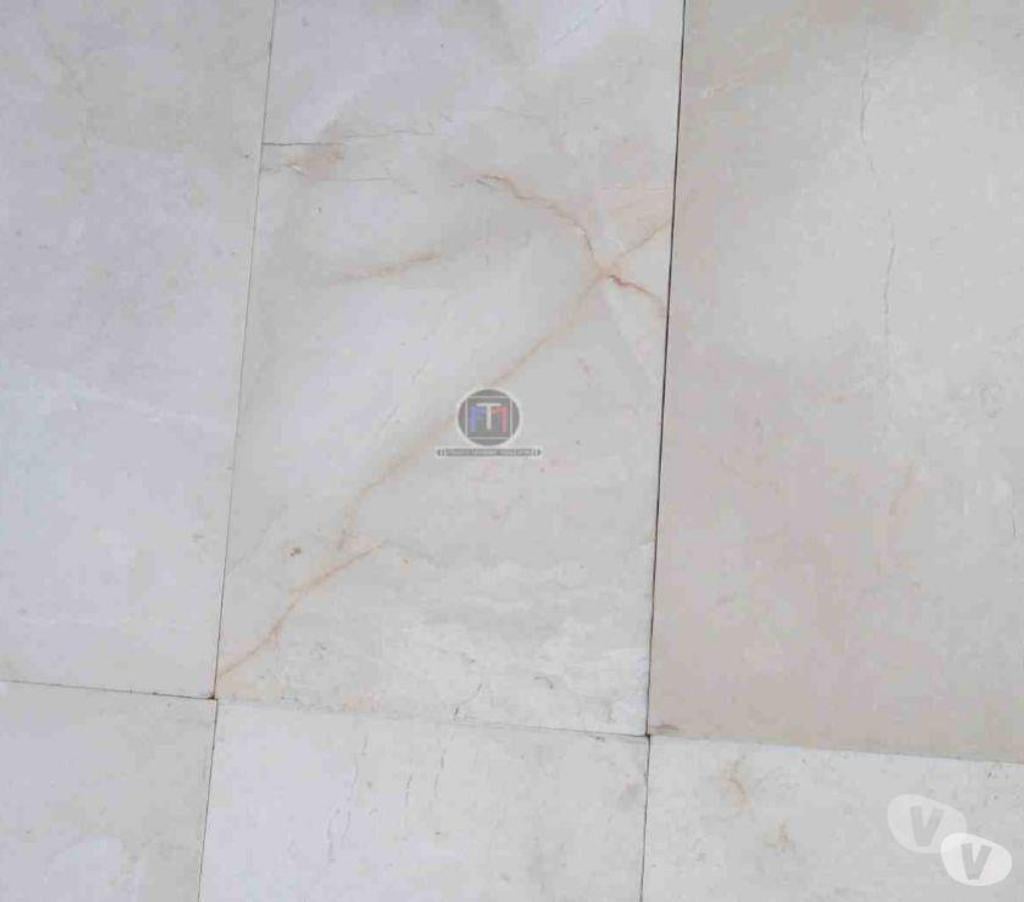 Décoration - art Var Forcalqueiret - 83136 - Photos Vivastreet Marbre Marfil Beige Clossea Créma 30x60x2 cm (En Stock)