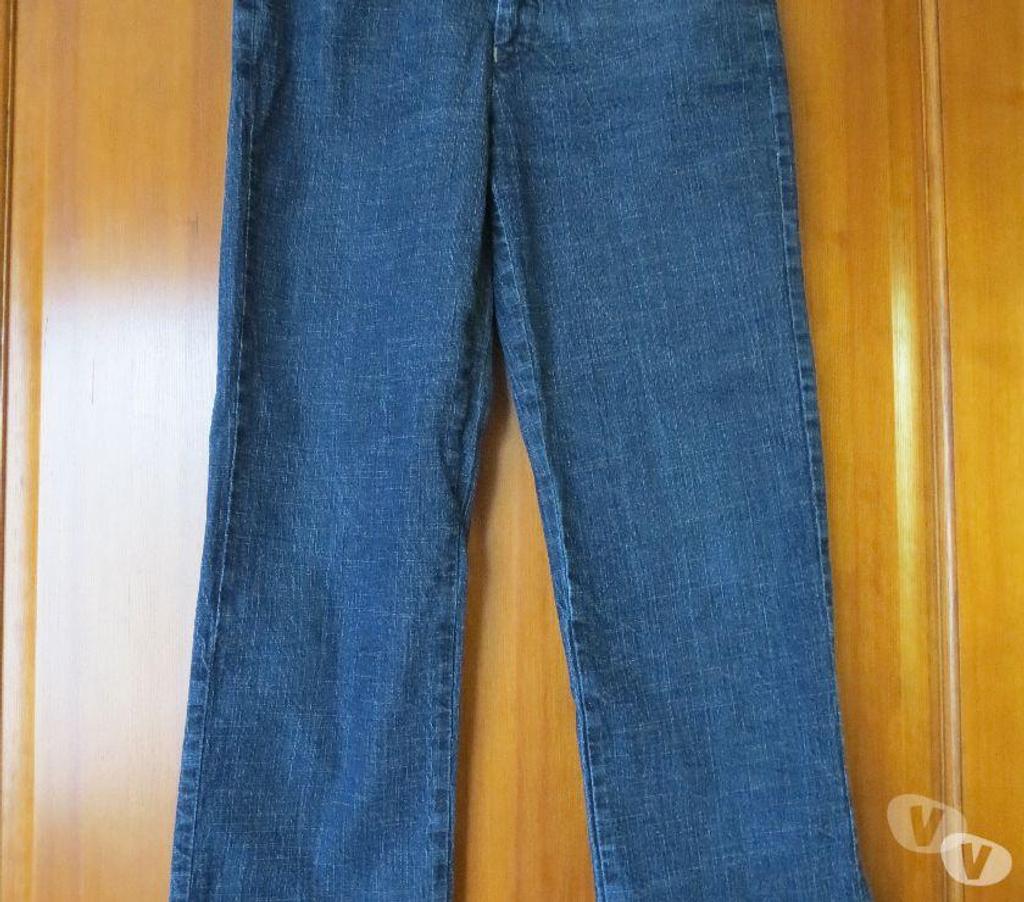 Vêtements occasion Haut-Rhin Colmar - 68000 - Photos Vivastreet Jean stretch Marithé et François Girbaud w 27 (36)