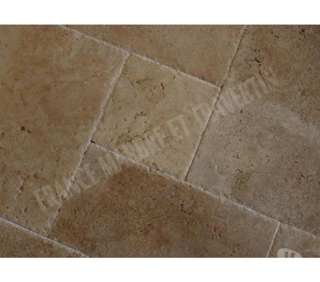  Var Forcalqueiret - 83136 - Photos Vivastreet Travertin Classique Beige Opus Romain