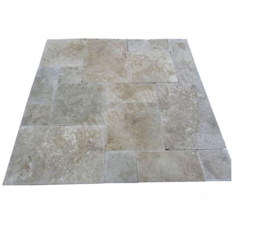  Var Forcalqueiret - 83136 - Photos Vivastreet Travertin Classique Beige Clair Opus Romain