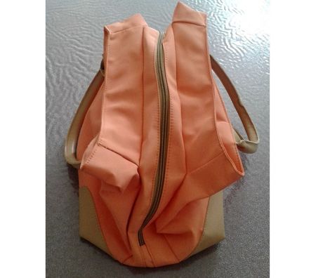 Accessoires - Bagagerie Loire-Atlantique St Herblain - 44800 - Photos Vivastreet Petit Sac à Main Orange pour Femme