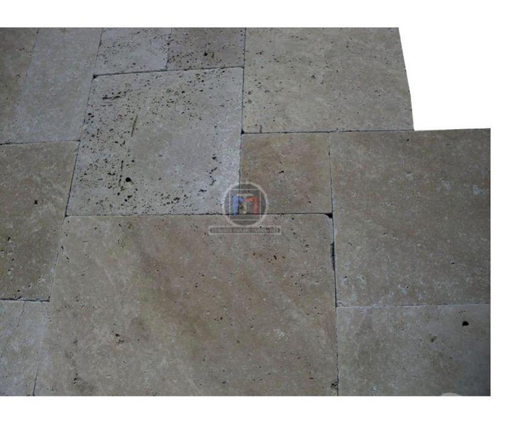  Var Forcalqueiret - 83136 - Photos Vivastreet Travertin Classique Beige Clair Opus Romain