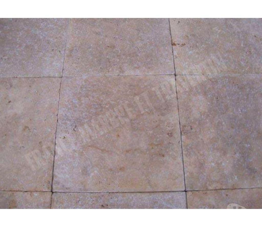  Var Forcalqueiret - 83136 - Photos Vivastreet Travertin Classique Beige 45,7 x 45,7 cm