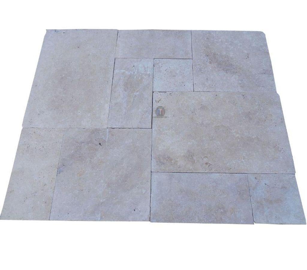  Var Forcalqueiret - 83136 - Photos Vivastreet Travertin Classique Clair Big Opus Romain