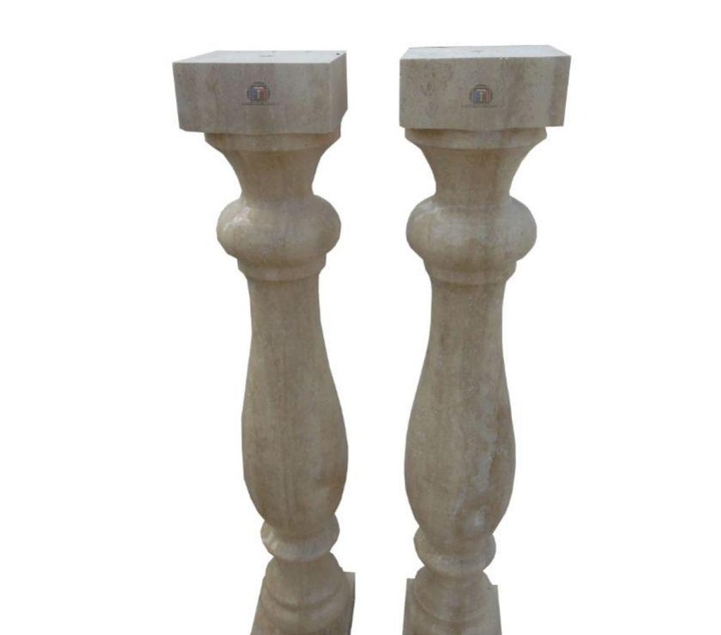  Var Forcalqueiret - 83136 - Photos Vivastreet Travertin Classique Beige Balustres Diamètre 12 cm