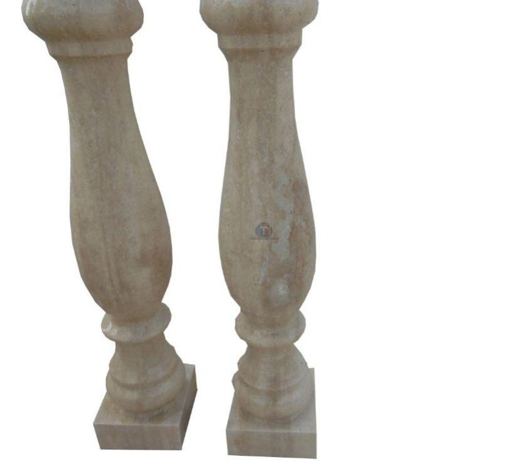  Var Forcalqueiret - 83136 - Photos Vivastreet Travertin Classique Beige Balustres Diamètre 12 cm