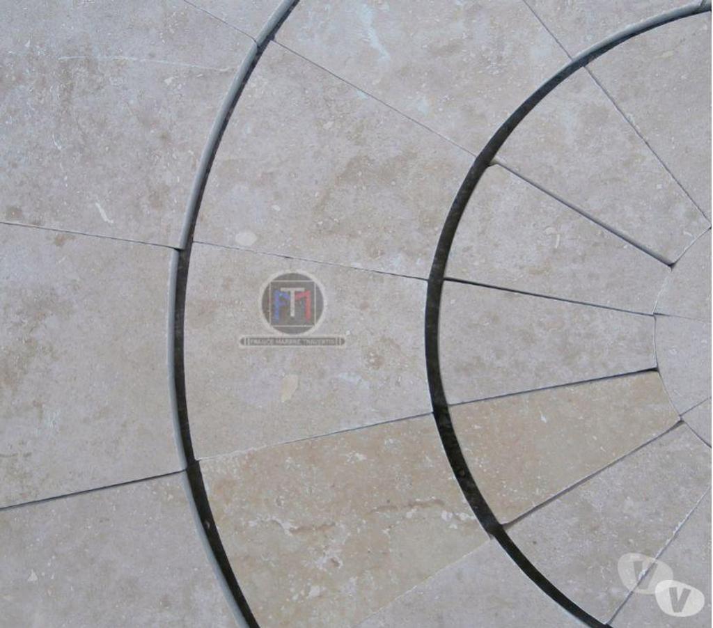  Var Forcalqueiret - 83136 - Photos Vivastreet Travertin Classique Beige Cercle Manoir Diamètre 90 cm 