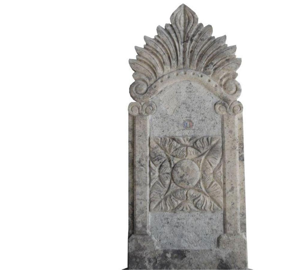  Var Forcalqueiret - 83136 - Photos Vivastreet Travertin Gris Silver Fontaine