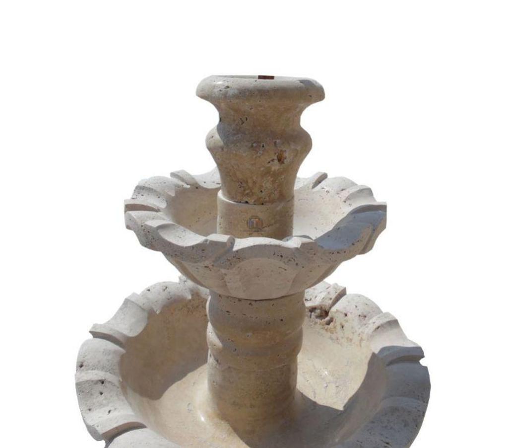  Var Forcalqueiret - 83136 - Photos Vivastreet Travertin Classique Beige Fontaine Rond