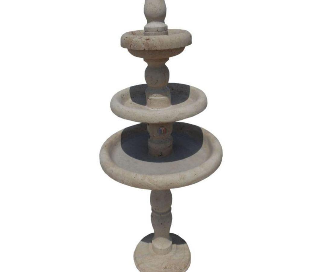  Var Forcalqueiret - 83136 - Photos Vivastreet Travertin Classique Beige Fontaine Rond