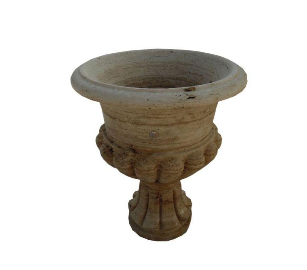 Décoration - art Var Forcalqueiret - 83136 - Photos Vivastreet Travertin Classique Beige pot à fleurs 45x45cm