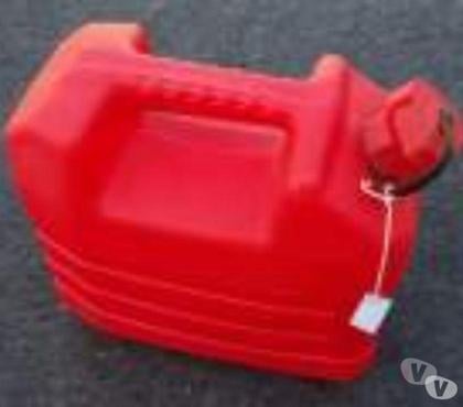 Pièces moteur et accessoires auto Soullans Vendée - Photos Vivastreet JERRICANE DE 20 L
