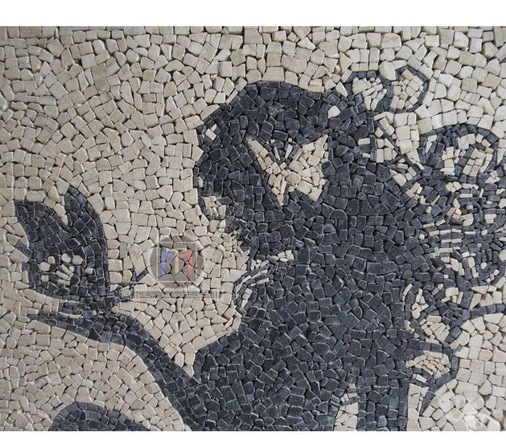 Décoration - art Var Forcalqueiret - 83136 - Photos Vivastreet Travertin Mixte Tableaux Femme 97x97cm