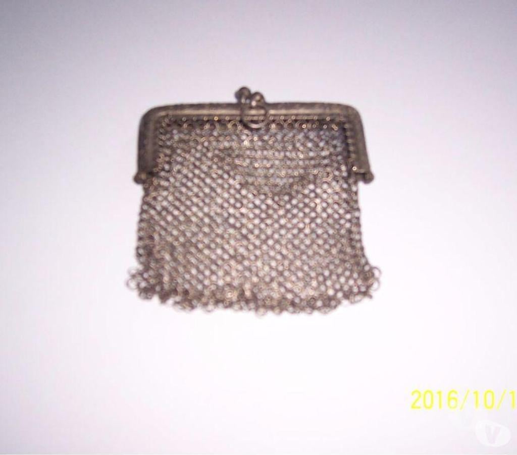 Collection Vendée Soullans - 85300 - Photos Vivastreet PORTE MONNAIE EN CÔTE DE MAILLES TOUT EN ARGENT ANCIEN