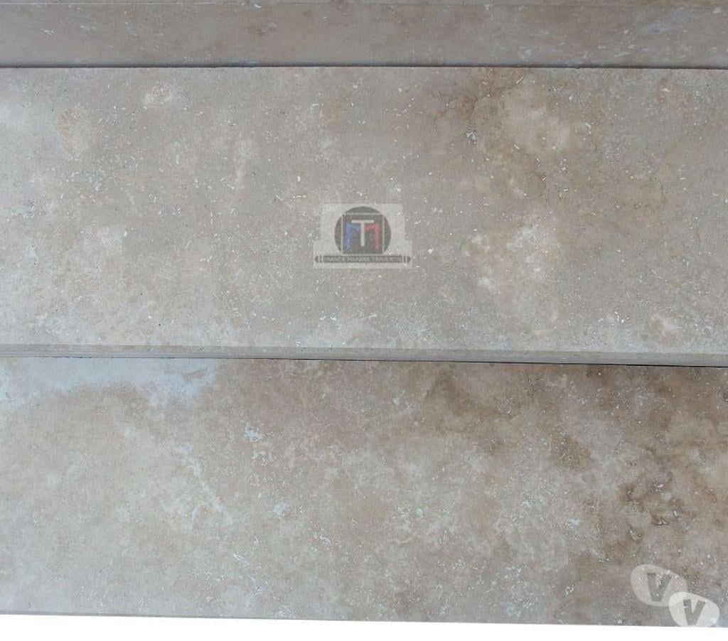 Décoration - art Var Forcalqueiret - 83136 - Photos Vivastreet Travertin Classique Beige Marche Escalier