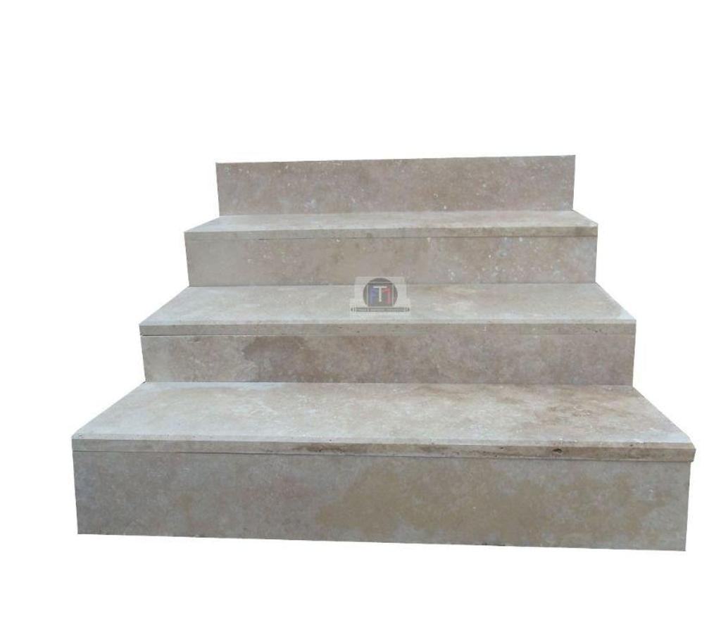 Décoration - art Var Forcalqueiret - 83136 - Photos Vivastreet Travertin Classique Beige Marche Escalier