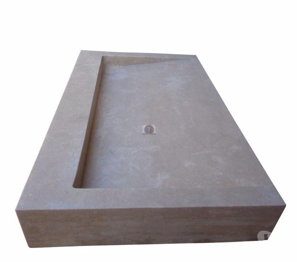  Bouches-du-Rhône Lancon Provence - 13680 - Photos Vivastreet Travertin Classique Beige Évier Design 90 x 50 cm 750€ HT 