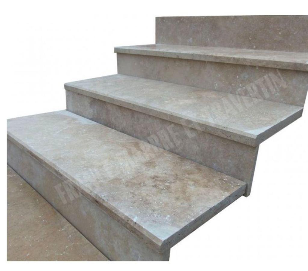  Var Forcalqueiret - 83136 - Photos Vivastreet Travertin Classique Beige Clair Marche Escalier