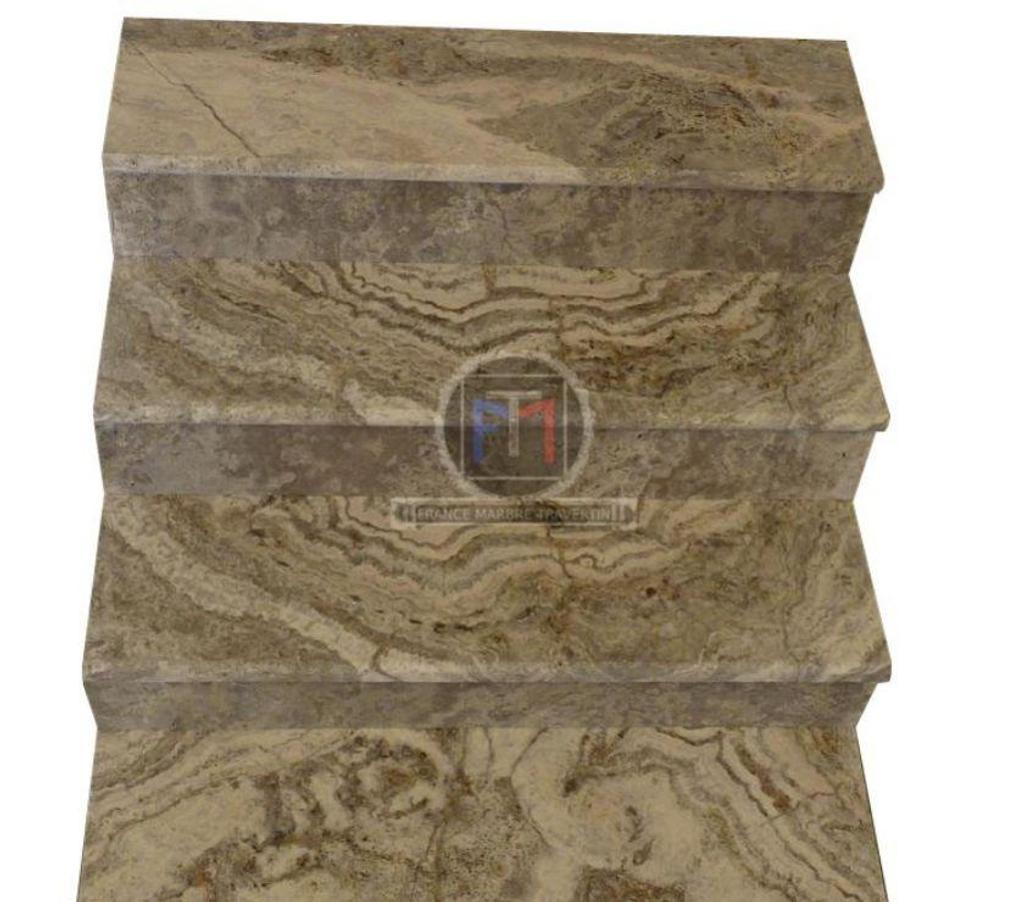  Var Forcalqueiret - 83136 - Photos Vivastreet Travertin Gris Silver Marche Escalier