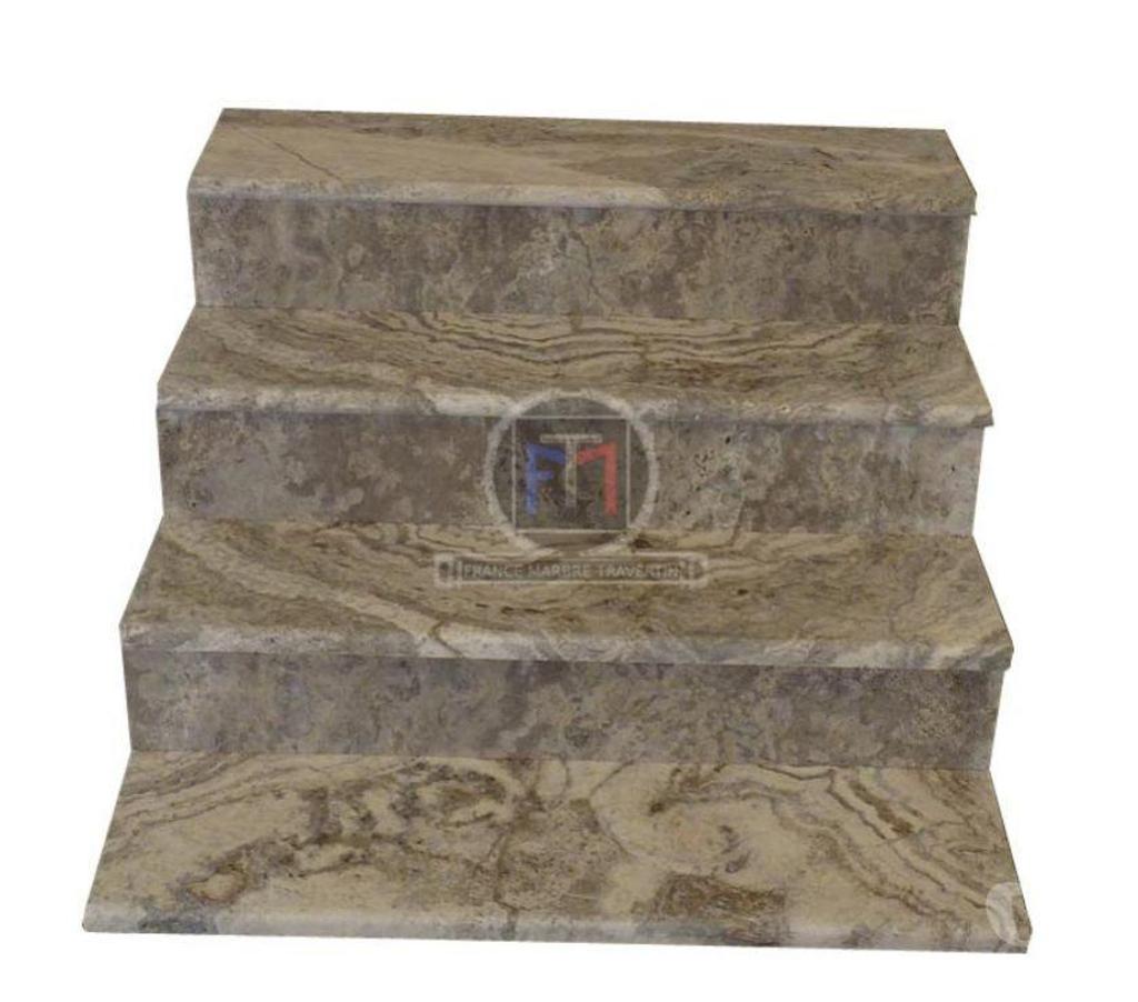  Var Forcalqueiret - 83136 - Photos Vivastreet Travertin Gris Silver Marche Escalier