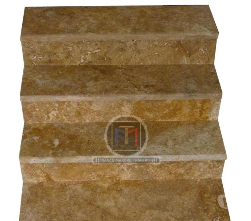  Var Forcalqueiret - 83136 - Photos Vivastreet Travertin Jaune Or Marche Escalier