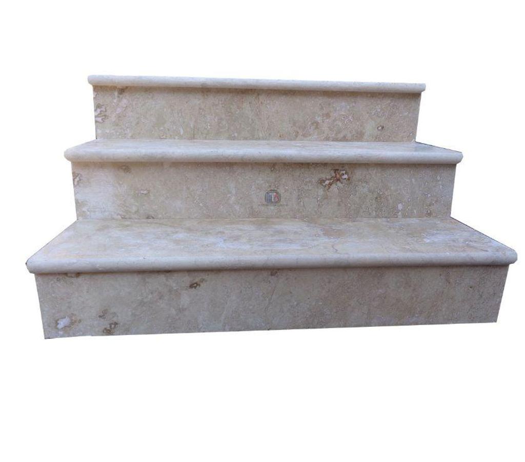  Var Forcalqueiret - 83136 - Photos Vivastreet Travertin Classique Beige Marche Escalier Bords Arrondis