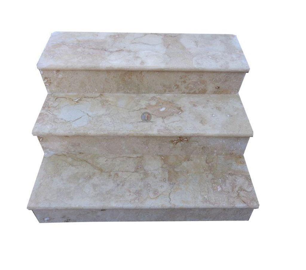  Var Forcalqueiret - 83136 - Photos Vivastreet Travertin Classique Beige Marche Escalier Bords Arrondis