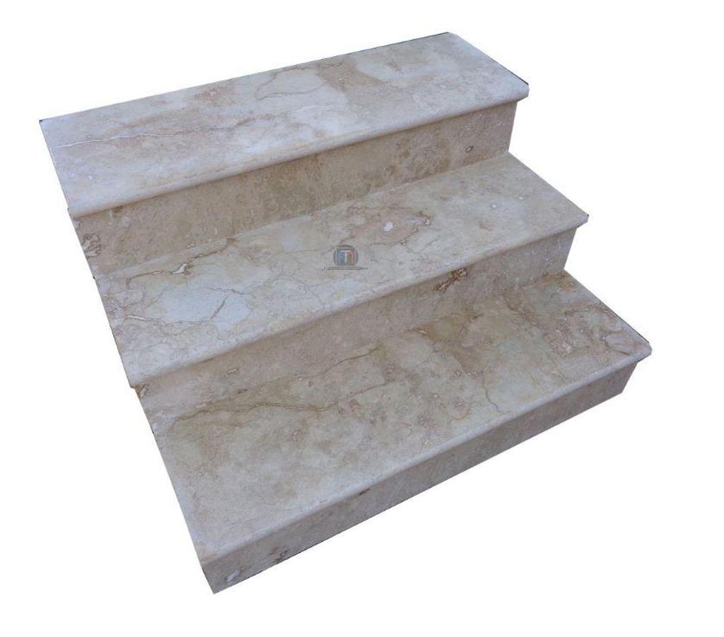  Var Forcalqueiret - 83136 - Photos Vivastreet Travertin Classique Beige Marche Escalier Bords Arrondis