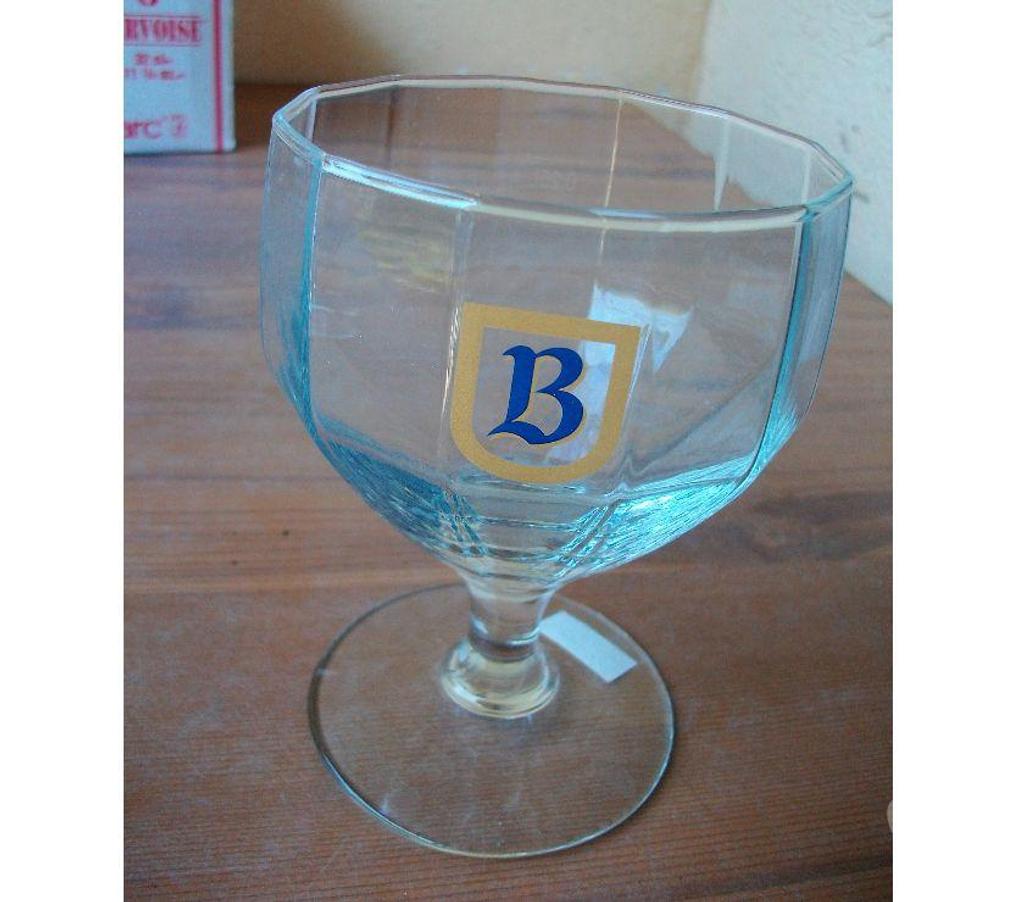 Ameublement & art de la table Bas-Rhin Bouxwiller - 67330 - Photos Vivastreet Verres à Pied à Bière à 0,20 € pièce
