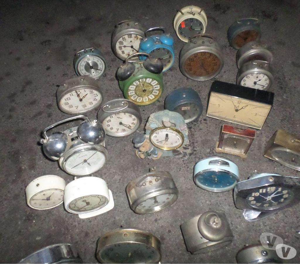 Collection Pyrénées-Orientales Perpignan - Photos Vivastreet lot de reveil ancien 