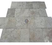  Travertin Classique Beige Bande Libre