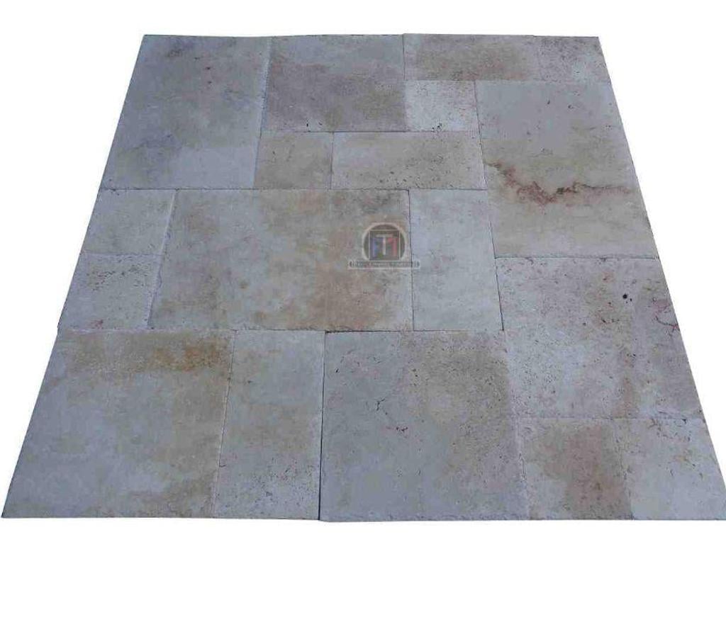  Var Forcalqueiret - 83136 - Photos Vivastreet Travertin Classique Beige Opus Romain Brossé