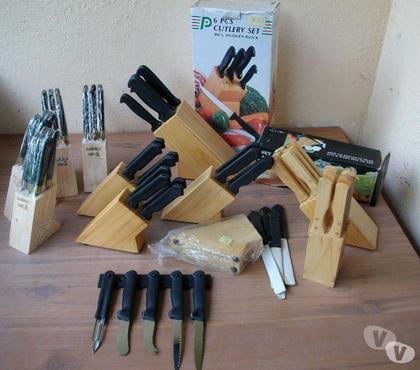 Ameublement & art de la table Bouxwiller Bas-Rhin - Photos Vivastreet Lots Couteaux de cuisine sur support bloc bois-neufs