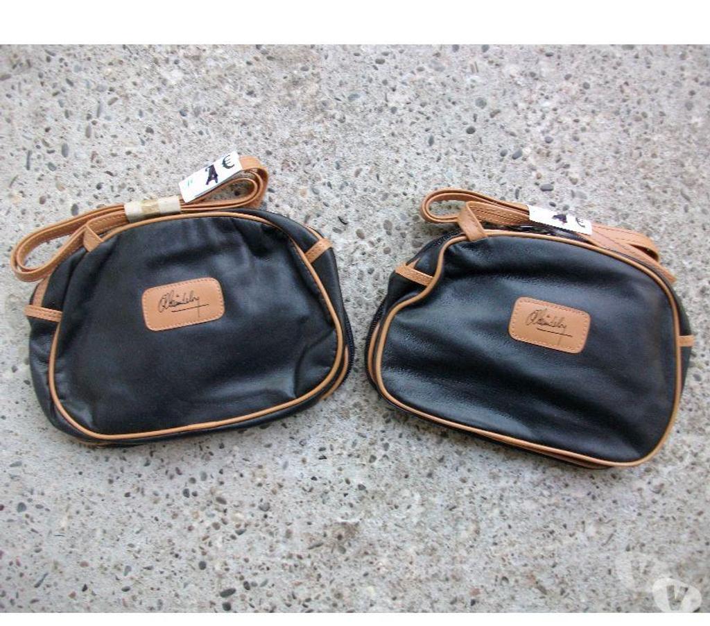 Accessoires - Bagagerie Bas-Rhin Bouxwiller - 67330 - Photos Vivastreet Divers SACS à MAINS à 1 € pièce