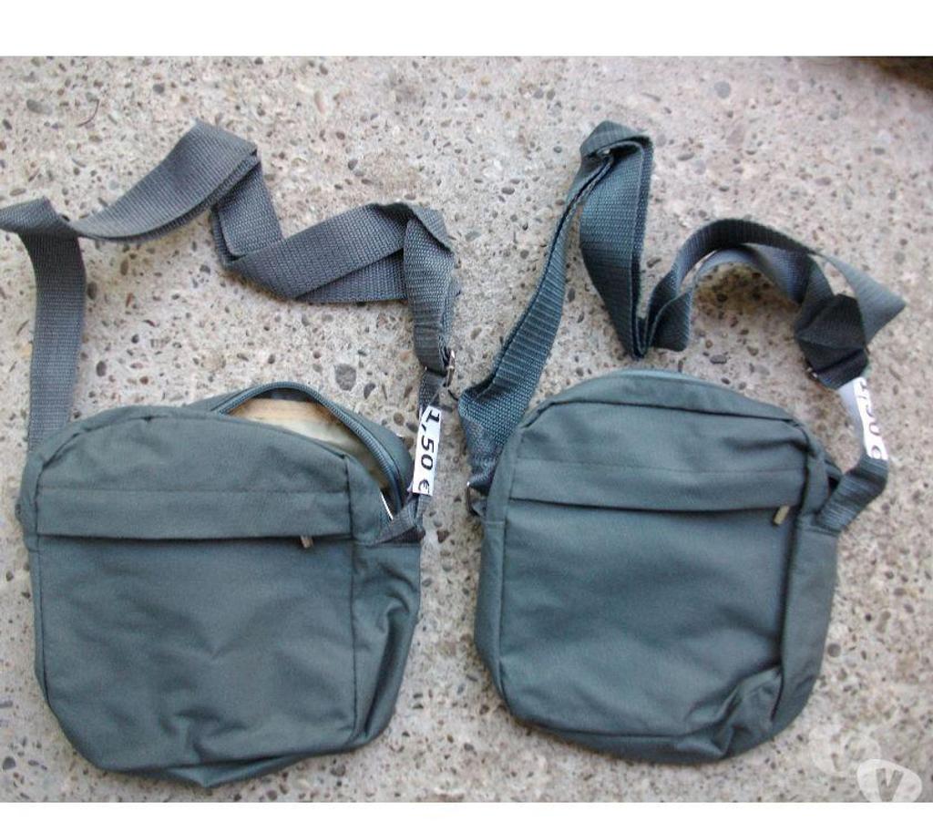 Accessoires - Bagagerie Bas-Rhin Bouxwiller - 67330 - Photos Vivastreet Divers SACS à MAINS à 1,50 €