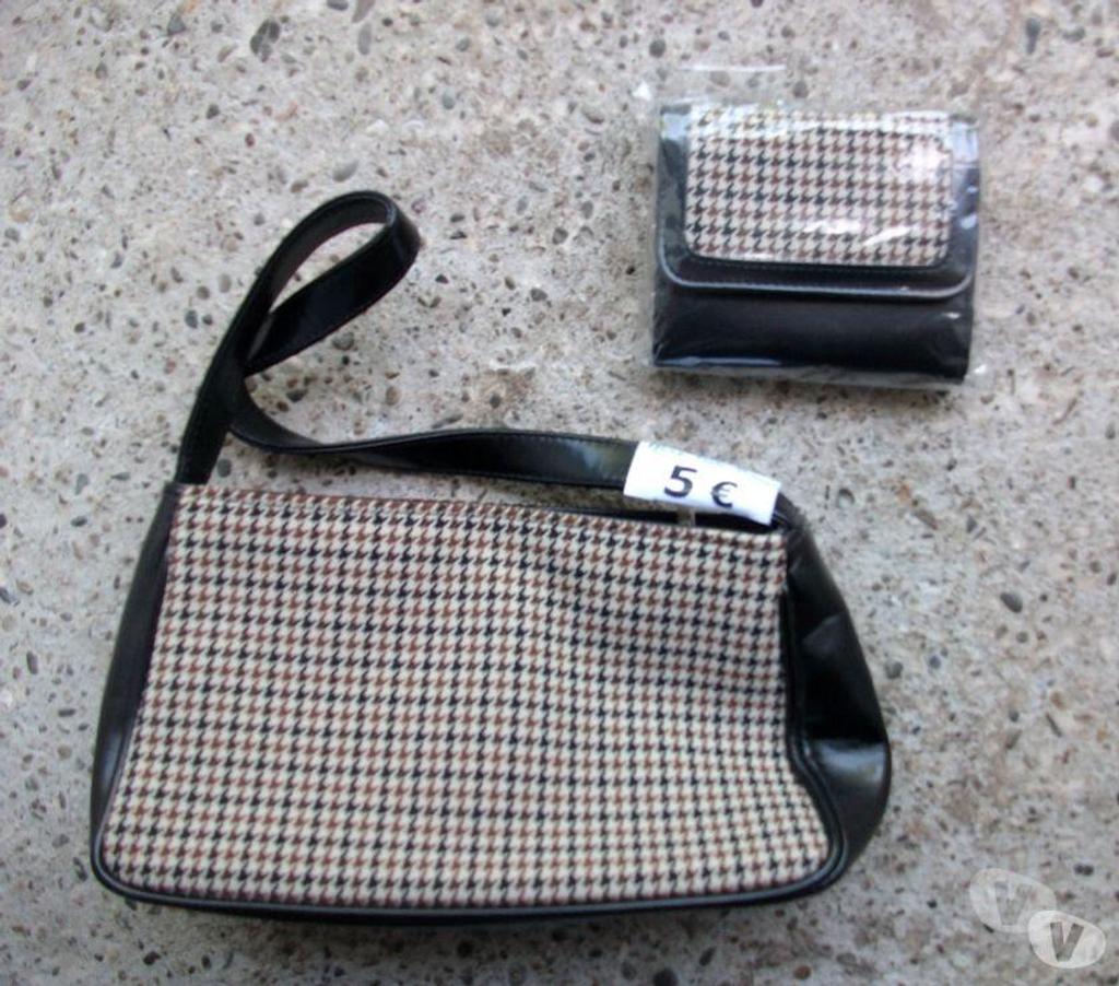 Accessoires - Bagagerie Bas-Rhin Bouxwiller - 67330 - Photos Vivastreet SACS à MAINS à 5 € neufs