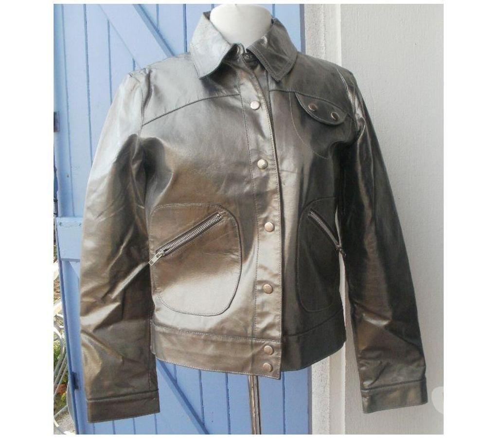 Vêtements occasion Tarn-et-Garonne Montauban - 82000 - Photos Vivastreet Blouson en cuir LA FERIA Taille M gris métallisé 