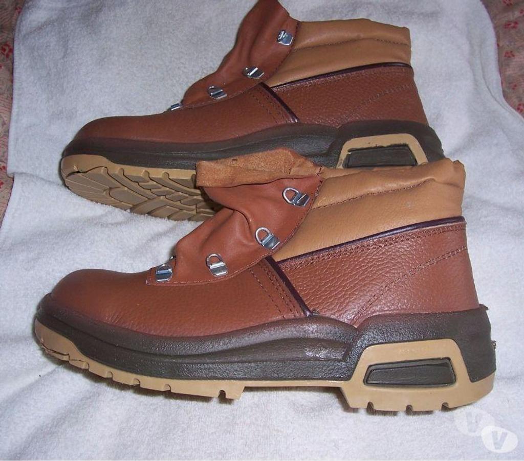 Chaussures Vendée Soullans - 85300 - Photos Vivastreet CHAUSSURE DE SECURITE MONTANTE LEMAITRE NEUVE