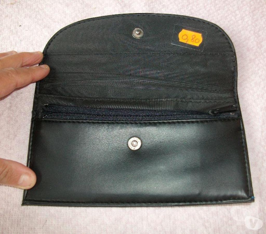 Accessoires - Bagagerie Bas-Rhin Bouxwiller - 67330 - Photos Vivastreet Porte-feuilles de 0,80 € à 2 €- neufs