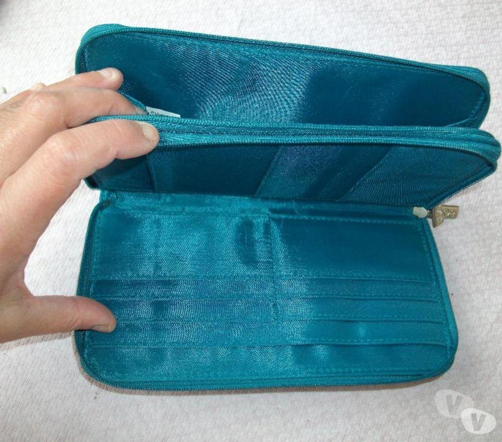 Accessoires - Bagagerie Bas-Rhin Bouxwiller - 67330 - Photos Vivastreet Porte-feuilles+Papiers de 1 € à 3 €- neufs