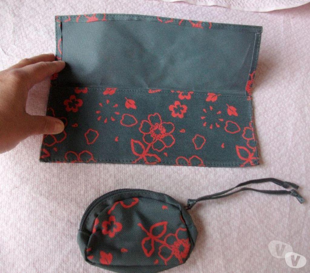 Accessoires - Bagagerie Bas-Rhin Bouxwiller - 67330 - Photos Vivastreet Porte-chéquier et porte-chéquier+cartes-neufs