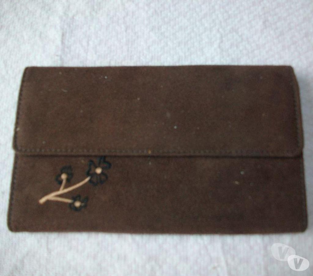 Accessoires - Bagagerie Bas-Rhin Bouxwiller - 67330 - Photos Vivastreet Porte-chéquier et porte-chéquier+cartes-neufs
