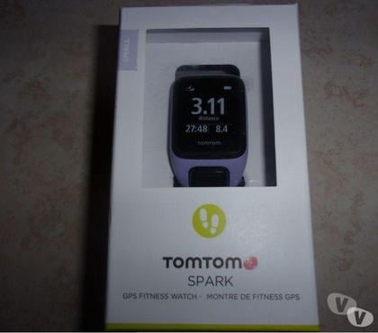Montres occasion Ardoix Ardèche - Photos Vivastreet Montre de fitness gps connectée TomTom Spark (Neuve)