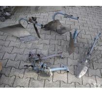 charrue buttoir arrache de terre attelage staub