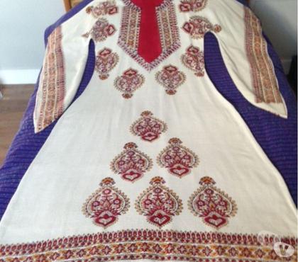 Vêtements occasion Meaux Seine-et-Marne - Photos Vivastreet ROBE AFRICAINE femme taille 40